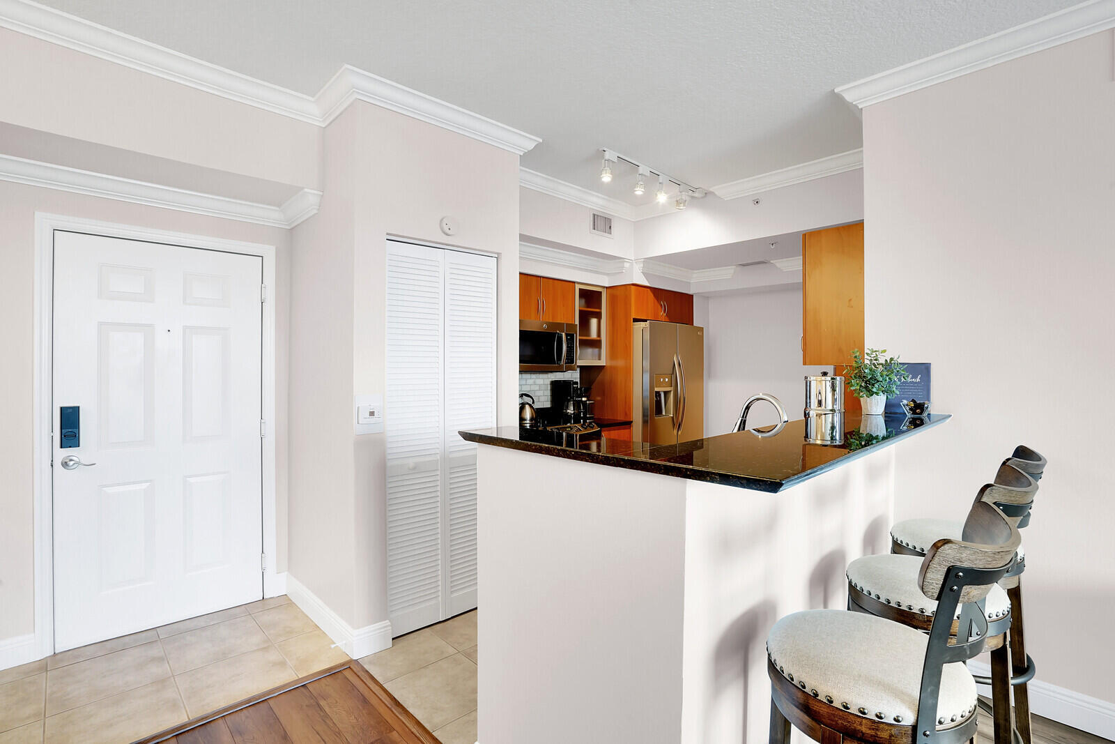 MOORINGS AT LANTANA CONDO 2 - Residential