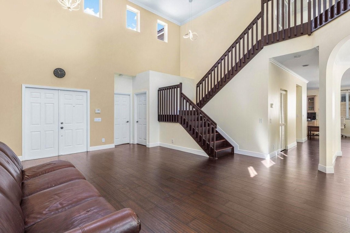 SECTOR 6 EAST - Residential Lease