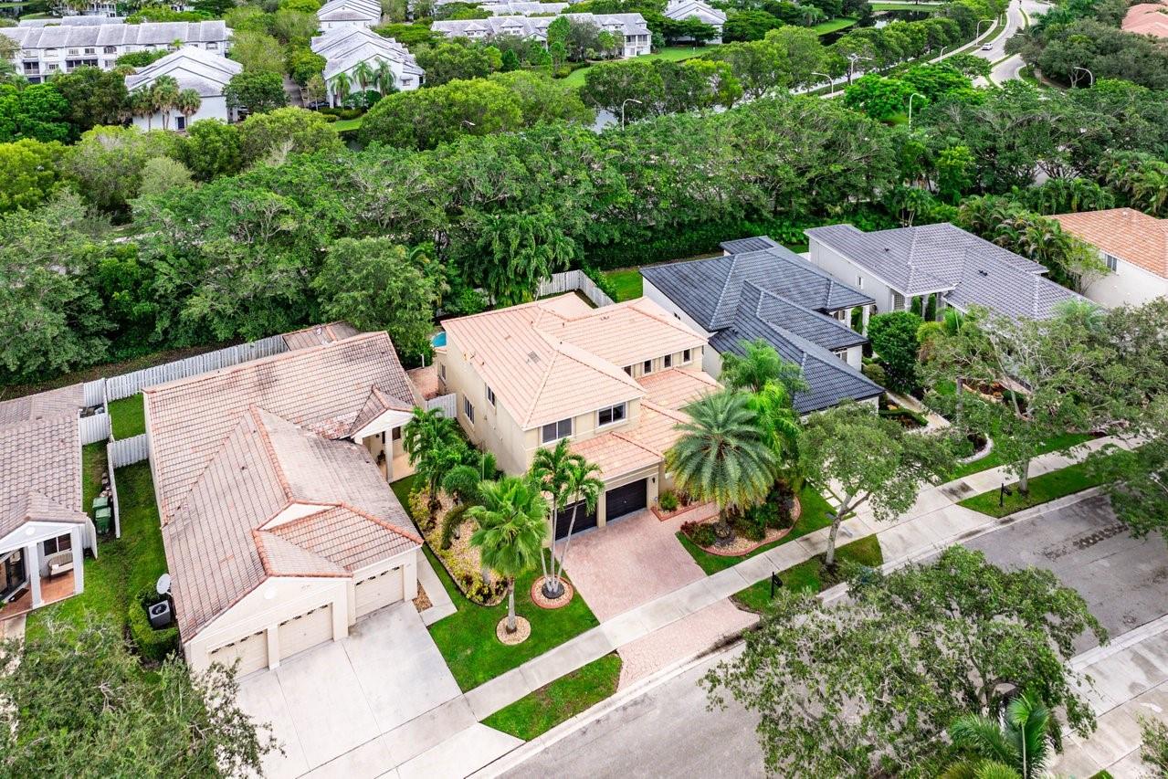 SECTOR 6 EAST - Residential Lease