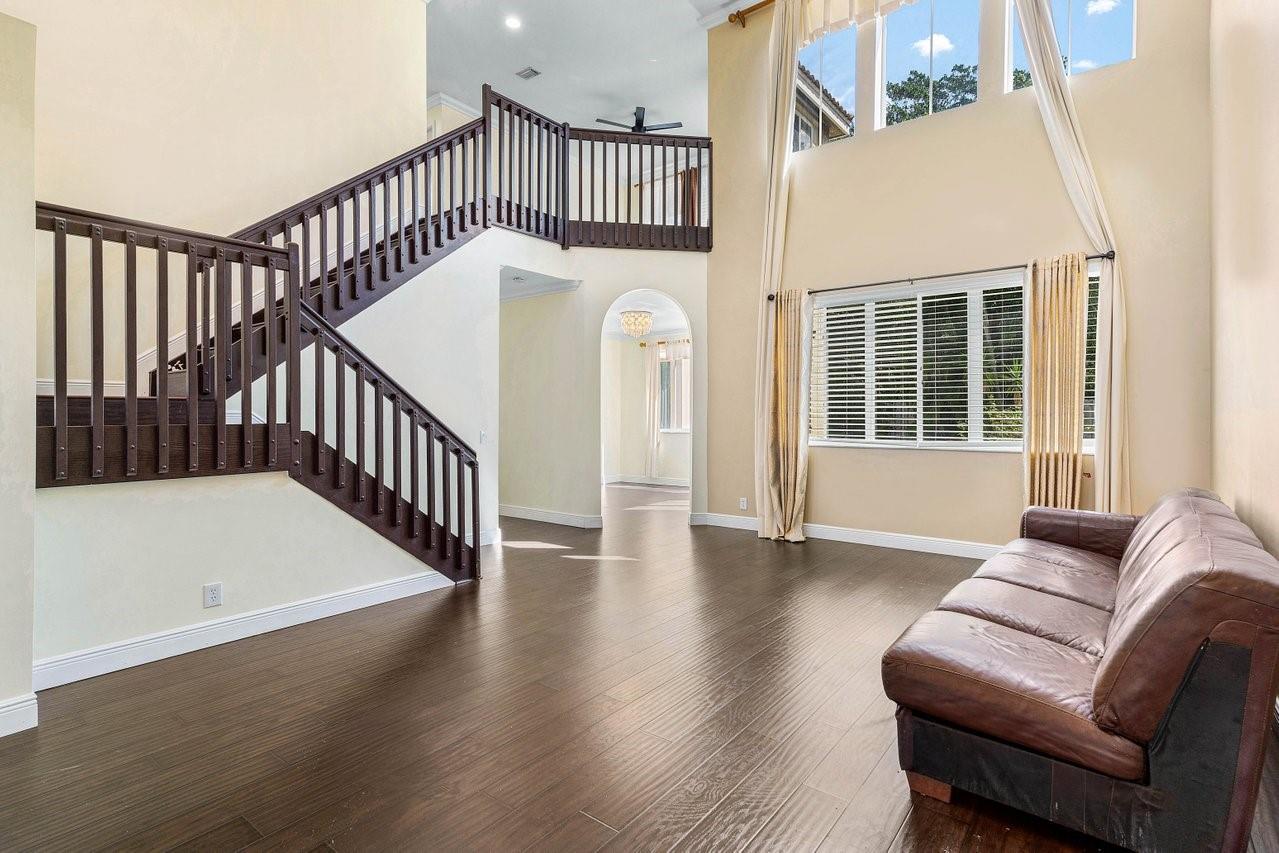 SECTOR 6 EAST - Residential Lease
