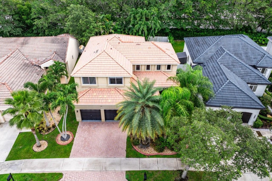 SECTOR 6 EAST - Residential Lease