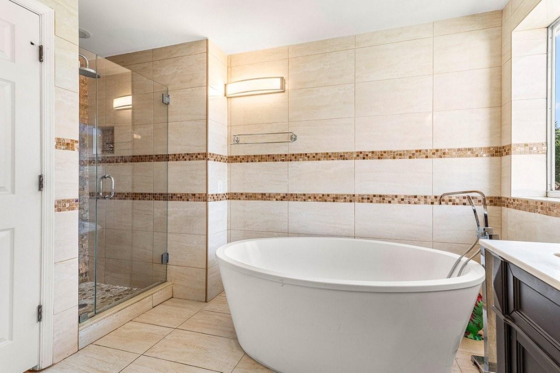 SECTOR 6 EAST - Residential Lease