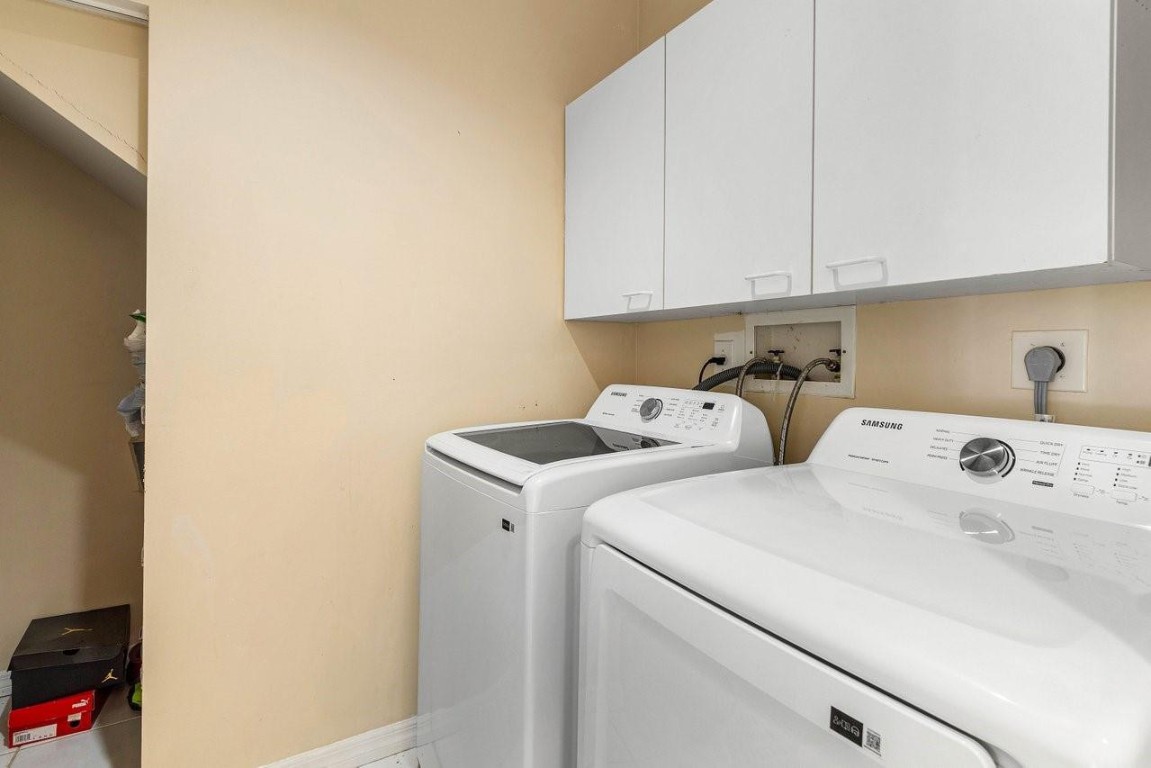 SECTOR 6 EAST - Residential Lease