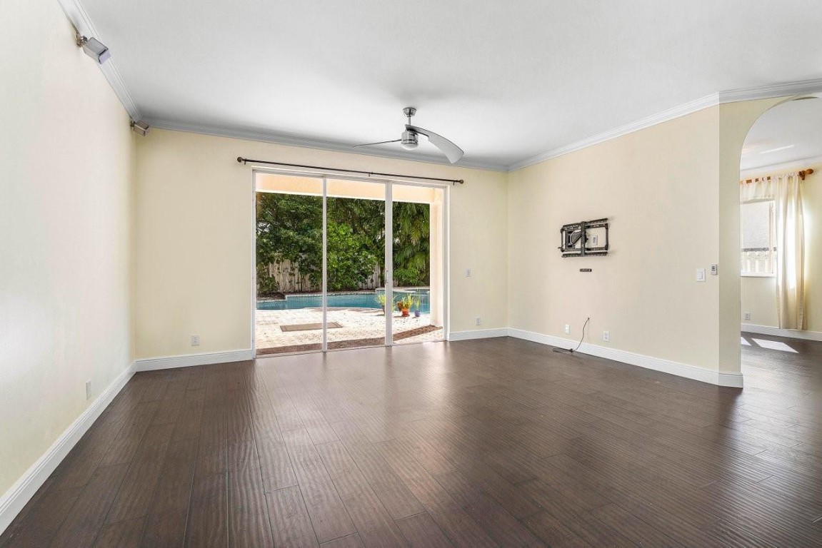 SECTOR 6 EAST - Residential Lease