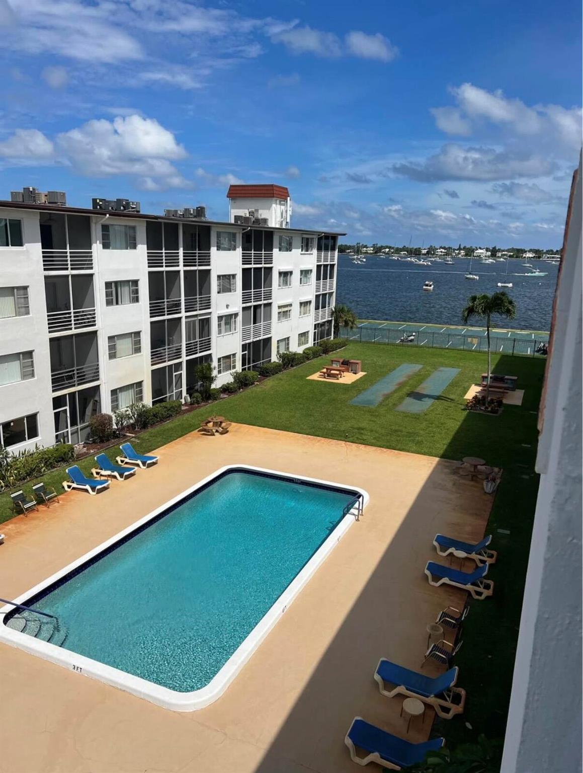 Regency Surf & Racquet Cl - Residential Lease