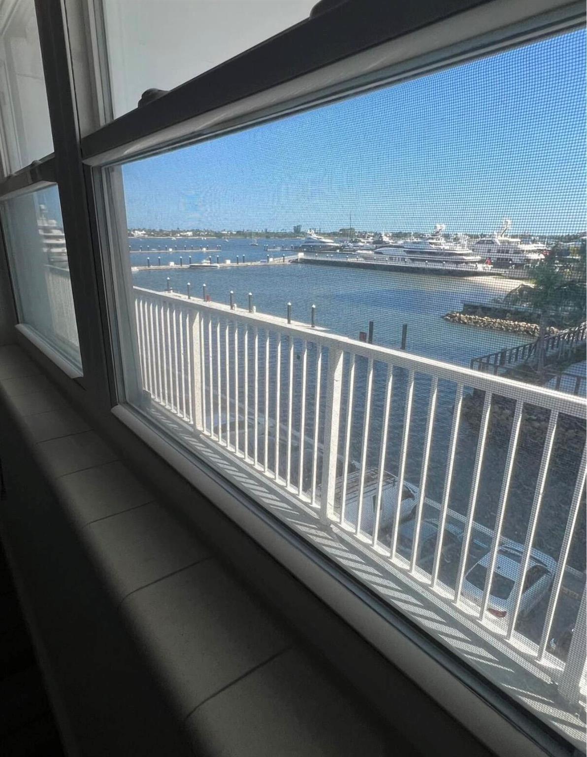 Regency Surf & Racquet Cl - Residential Lease