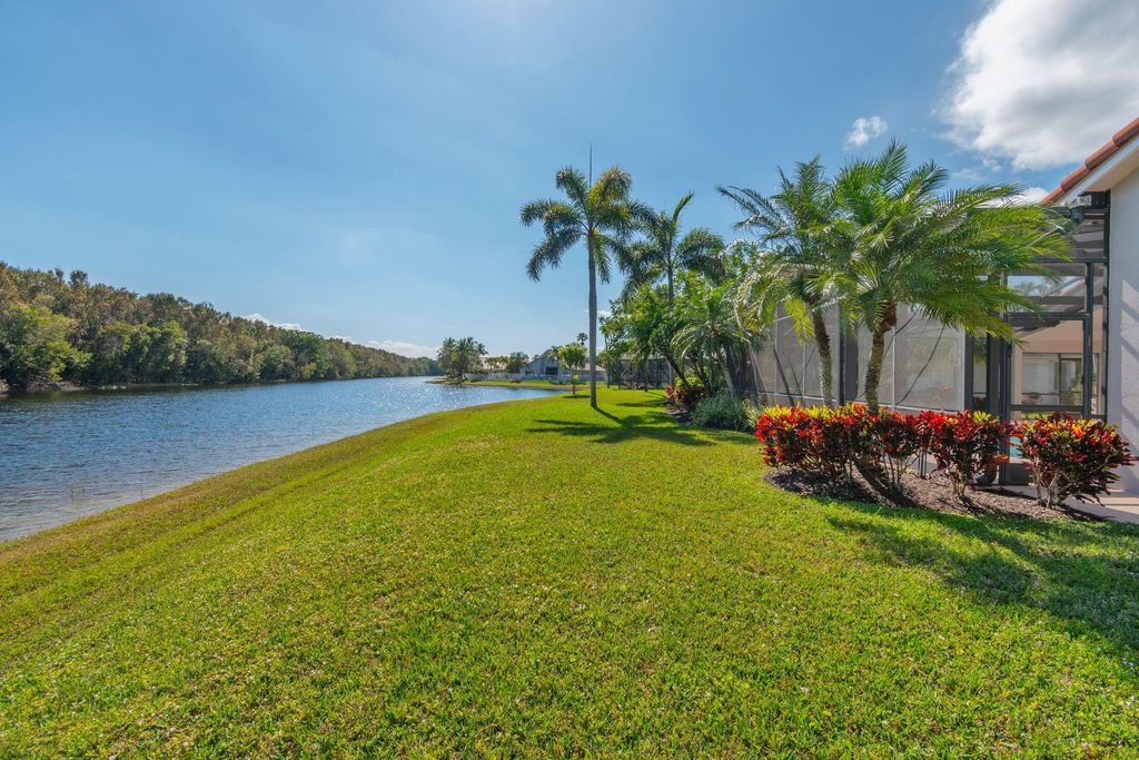 Photo of 474 Stonemont Drive, Weston, FL 33326 (MLS # F10422349)