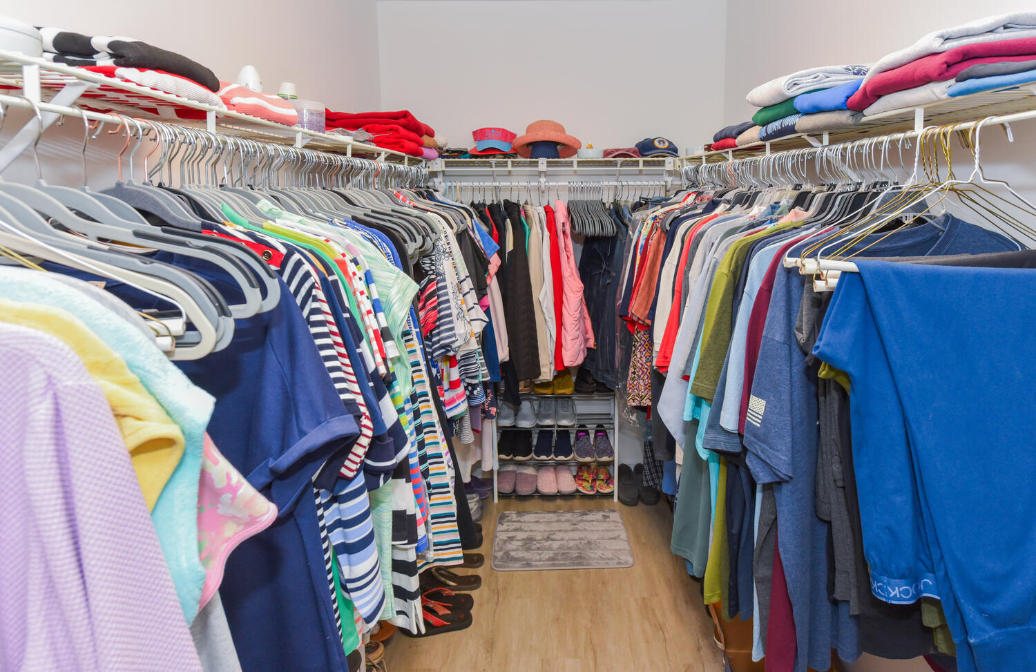 PRESIDENTIAL COVE - Residential