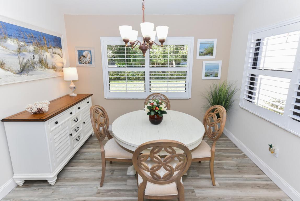 PRESIDENTIAL COVE - Residential