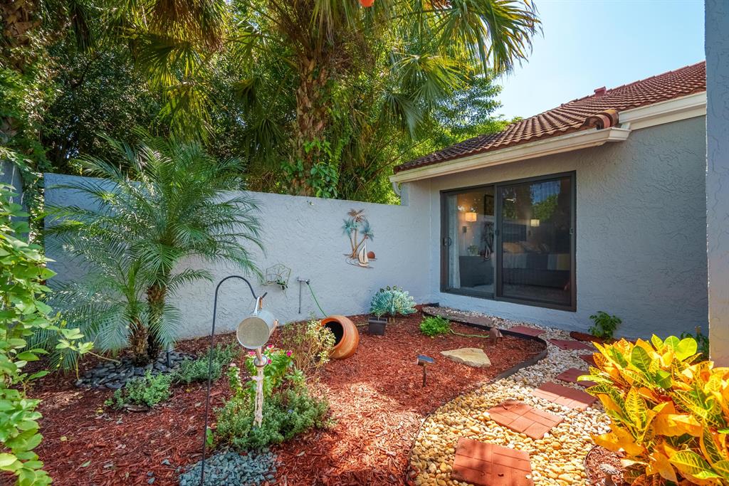 BANNOCK CONDO - Residential