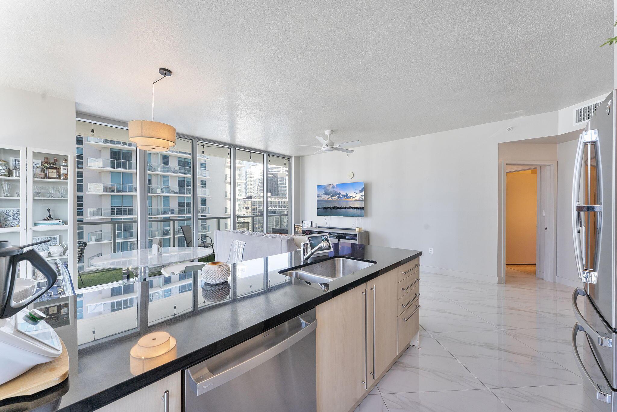 1111 SW 1st Avenue 2420-N