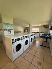 COURTS AT OAKLAND PARK - Residential Lease