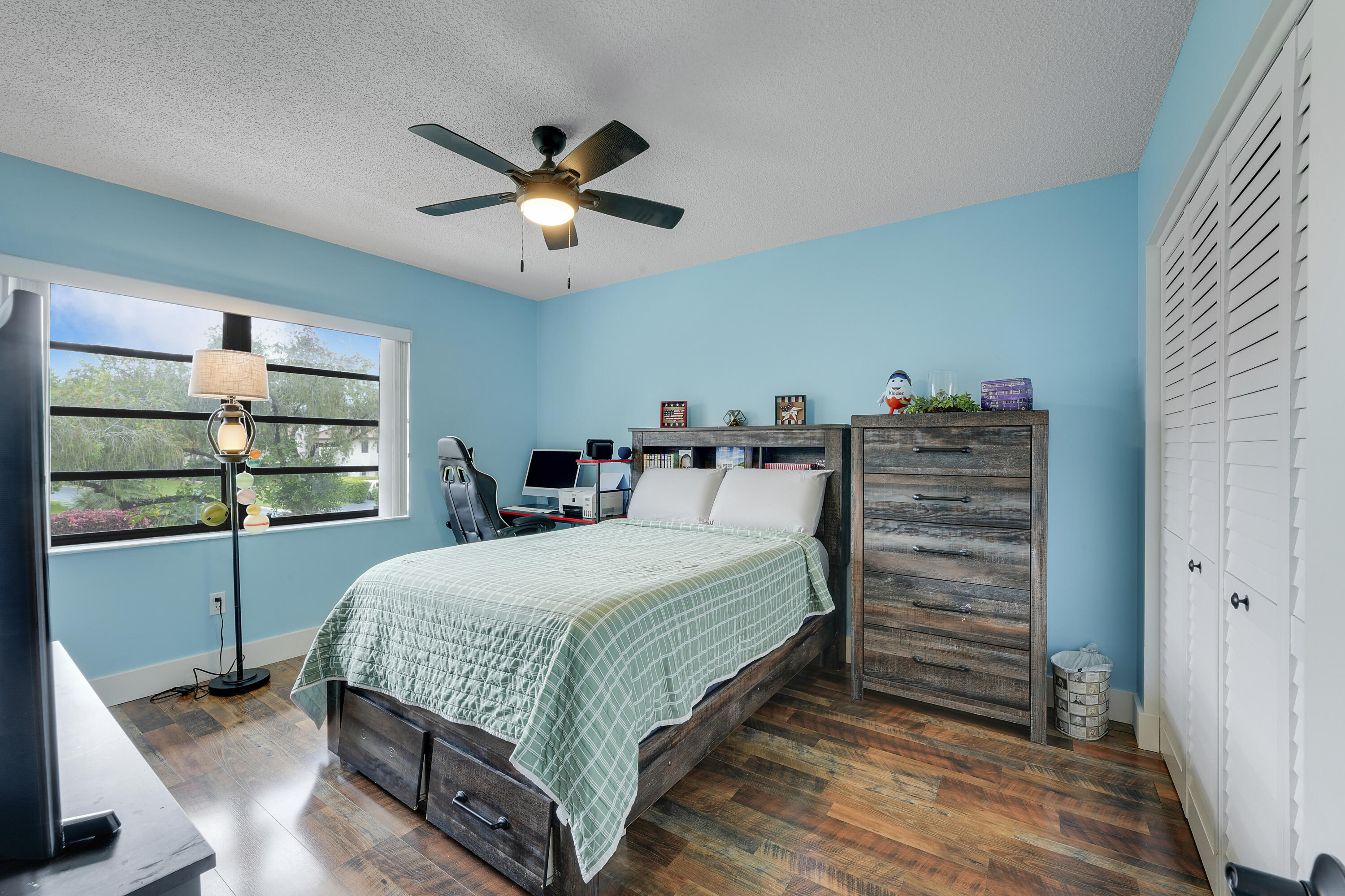 HORIZONS OF BOCA LAGO CONDO - Residential