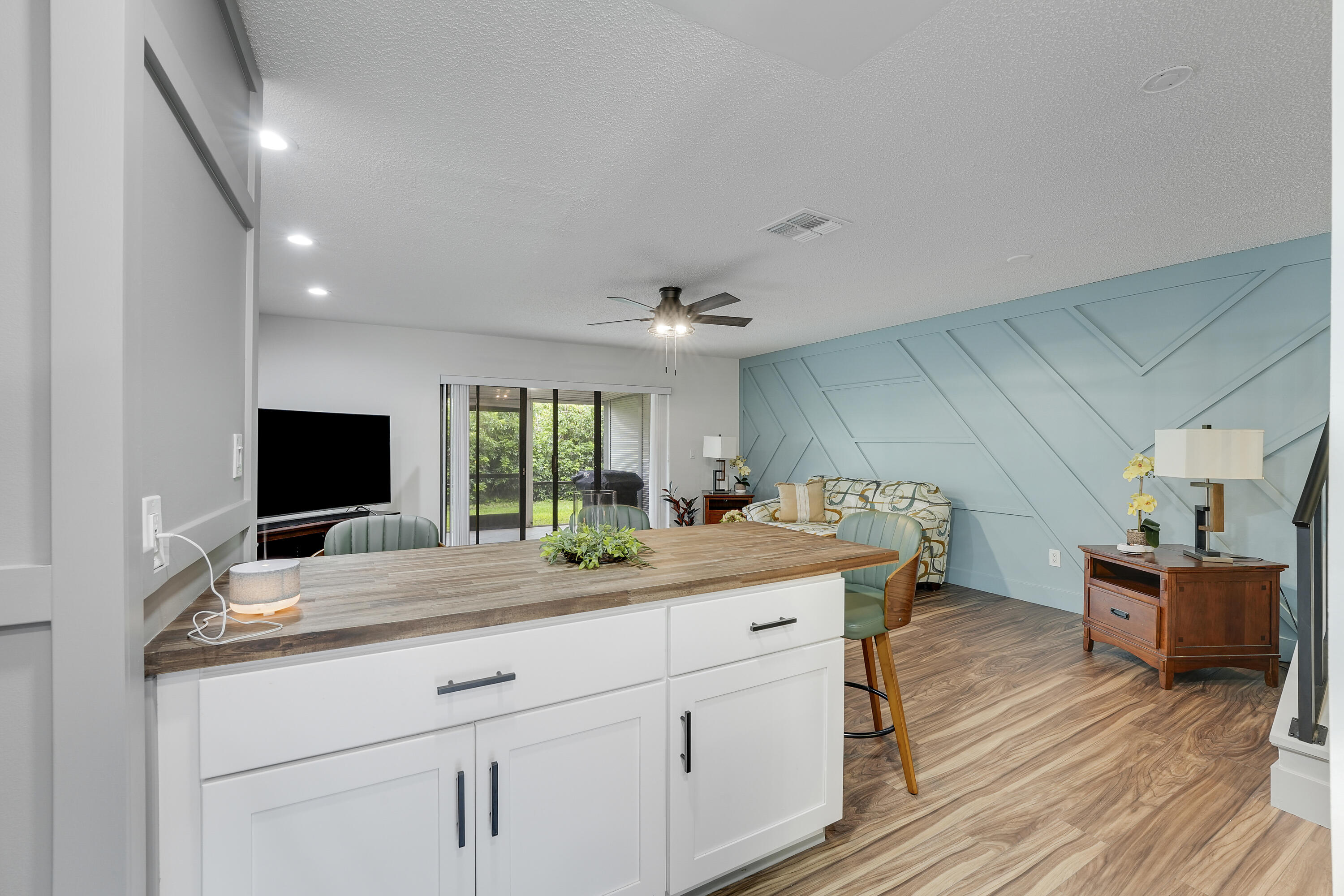 HORIZONS OF BOCA LAGO CONDO - Residential