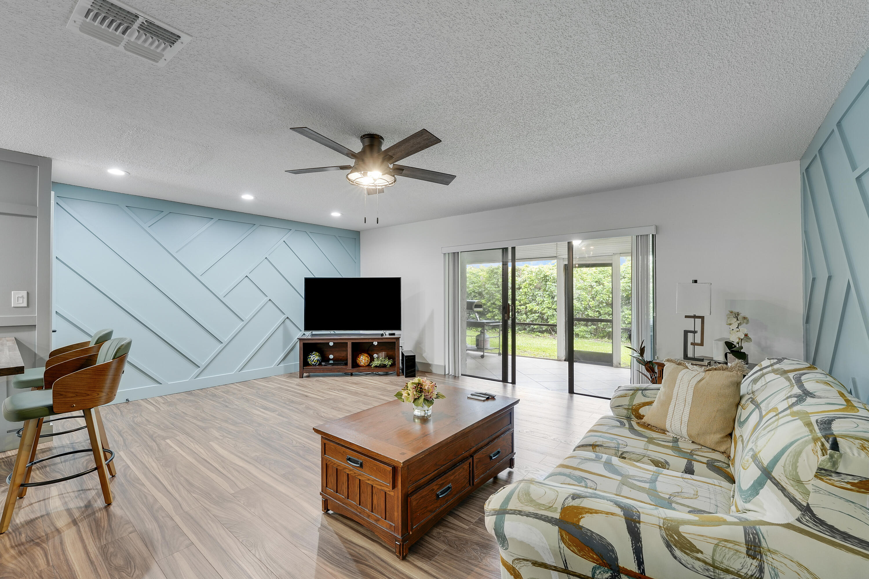 HORIZONS OF BOCA LAGO CONDO - Residential