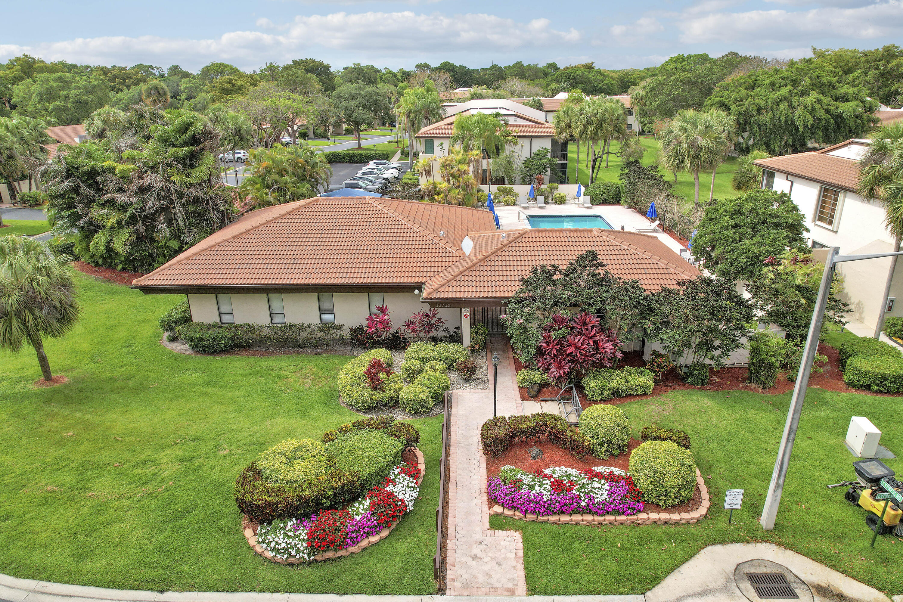 HORIZONS OF BOCA LAGO CONDO - Residential