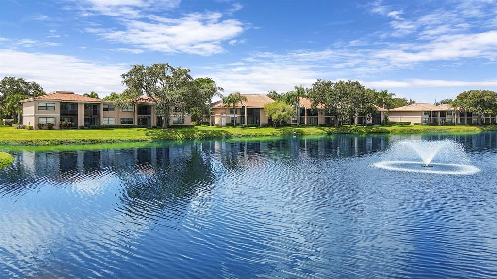 Photo of 6962 Briarlake Circle #103, Palm Beach Gardens, FL 33418 (MLS # R10744481)