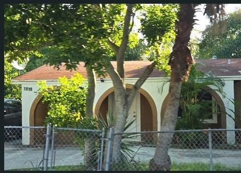 1830 NE 2nd Ln Boynton Beach FL 33435