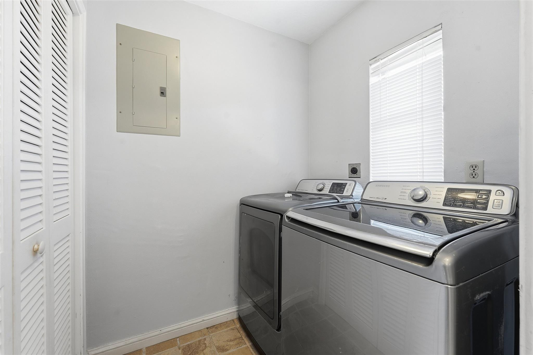 Coral Spgs Country Club W - Residential