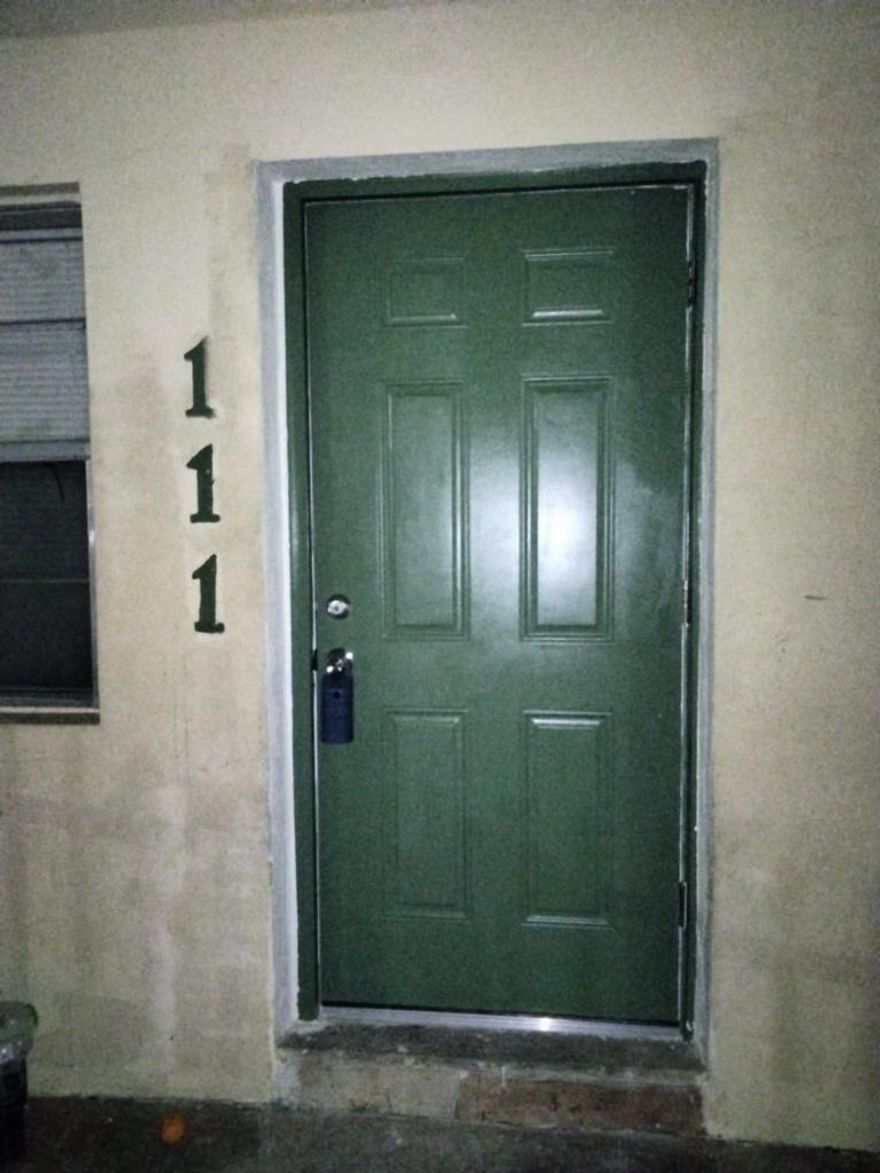 *** Available Immediately *** Nice and Clean Large One Bedroom and One Bathroom in Bristol Court Condominium. Freshly painted, Tile floors throughout, Newer central air-conditioning. The first floor is close to the community pool. Rent includes water.