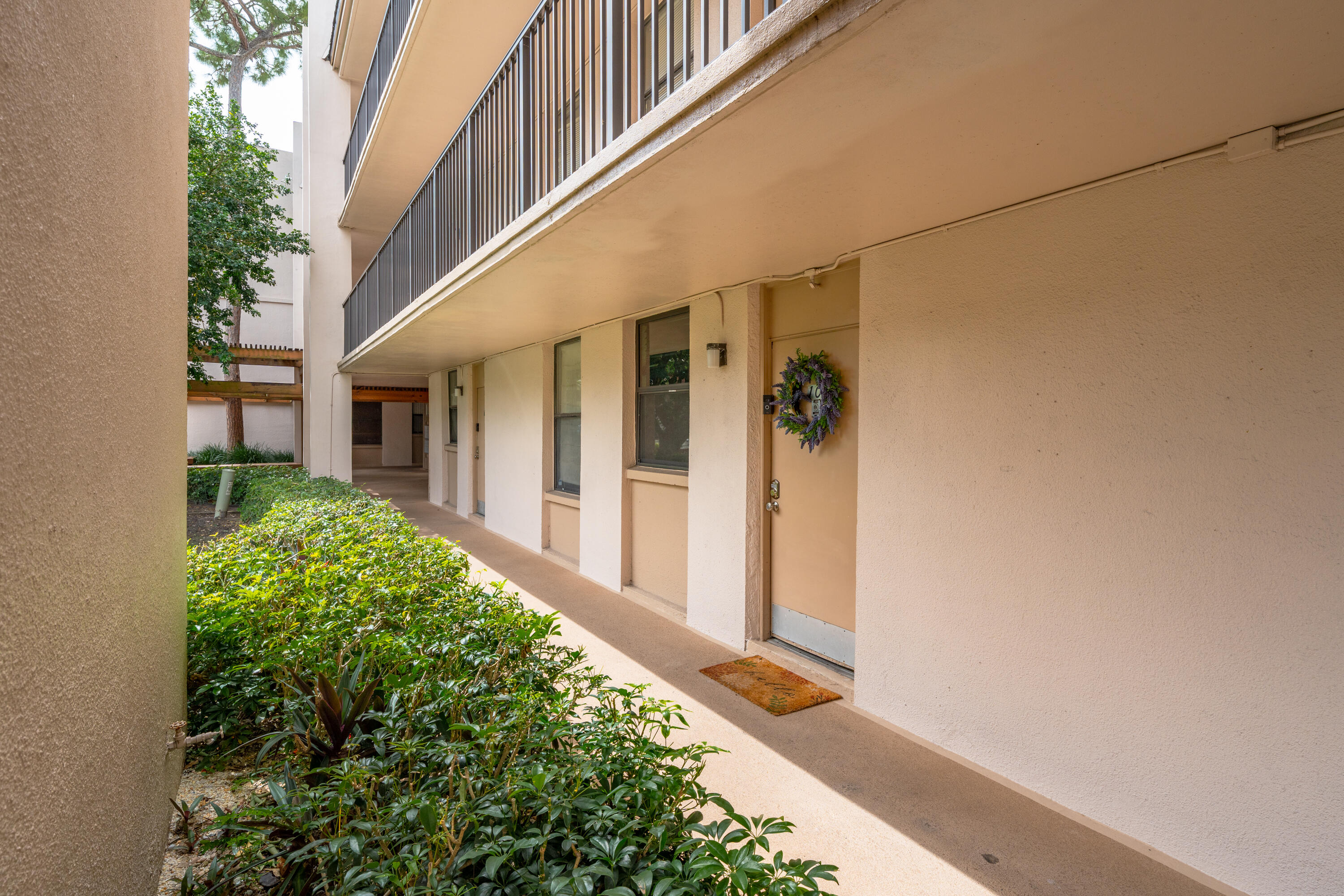 GREENGLADES CONDO I - Residential