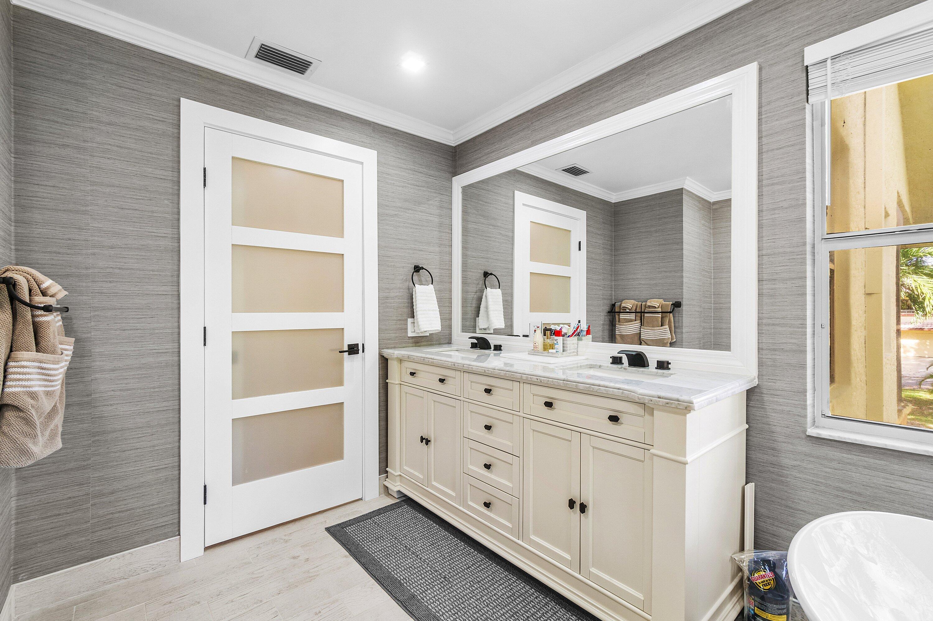 TOWNHOMES OF BOCA DELRAY CONDO - Residential