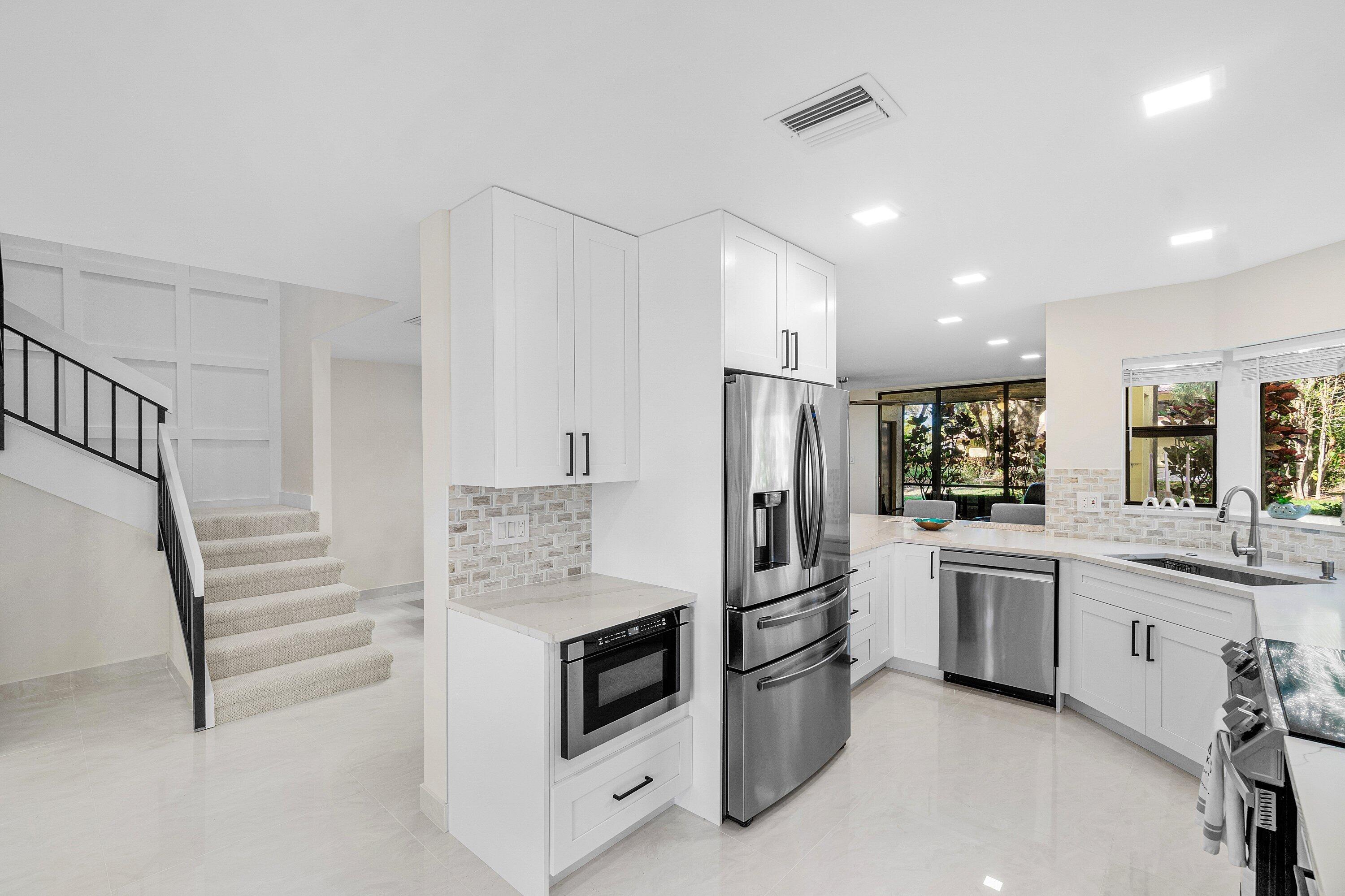 TOWNHOMES OF BOCA DELRAY CONDO - Residential