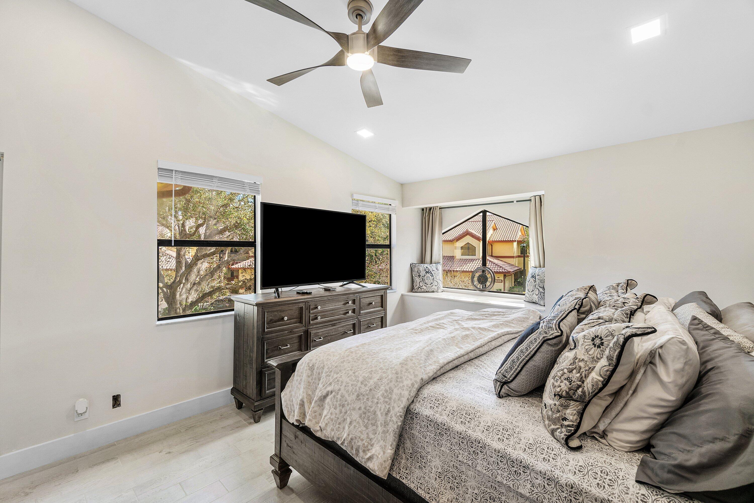 TOWNHOMES OF BOCA DELRAY CONDO - Residential