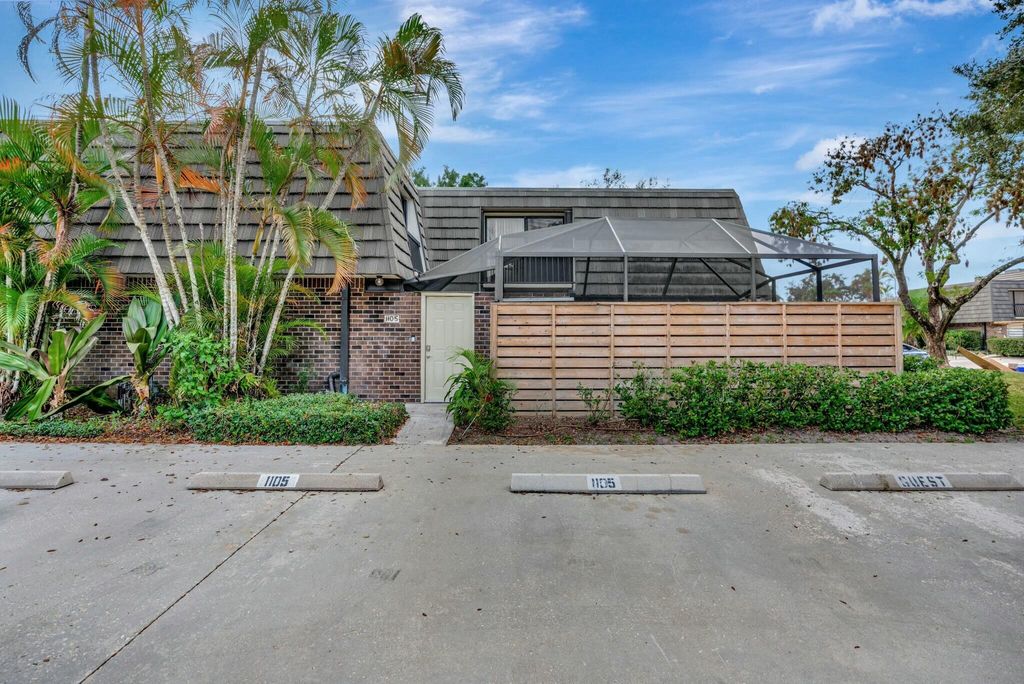 Photo of 1105 11th Terrace, Palm Beach Gardens, FL 33418 (MLS # R11046169)