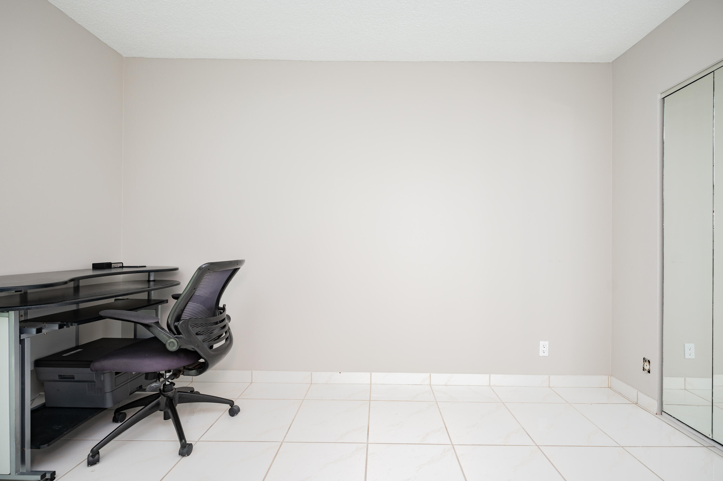 CORONADO CONDO- TOWER II - Residential Lease