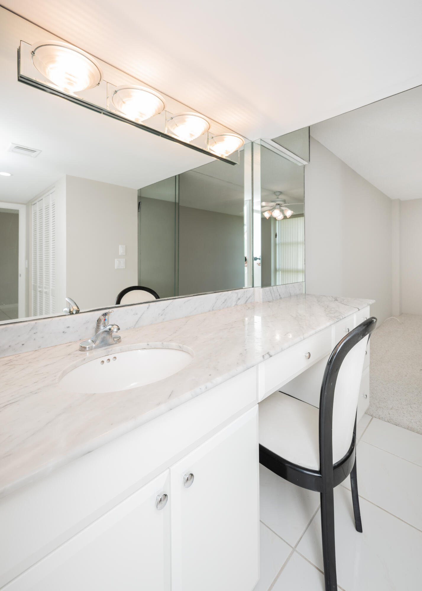 CORONADO CONDO- TOWER II - Residential Lease