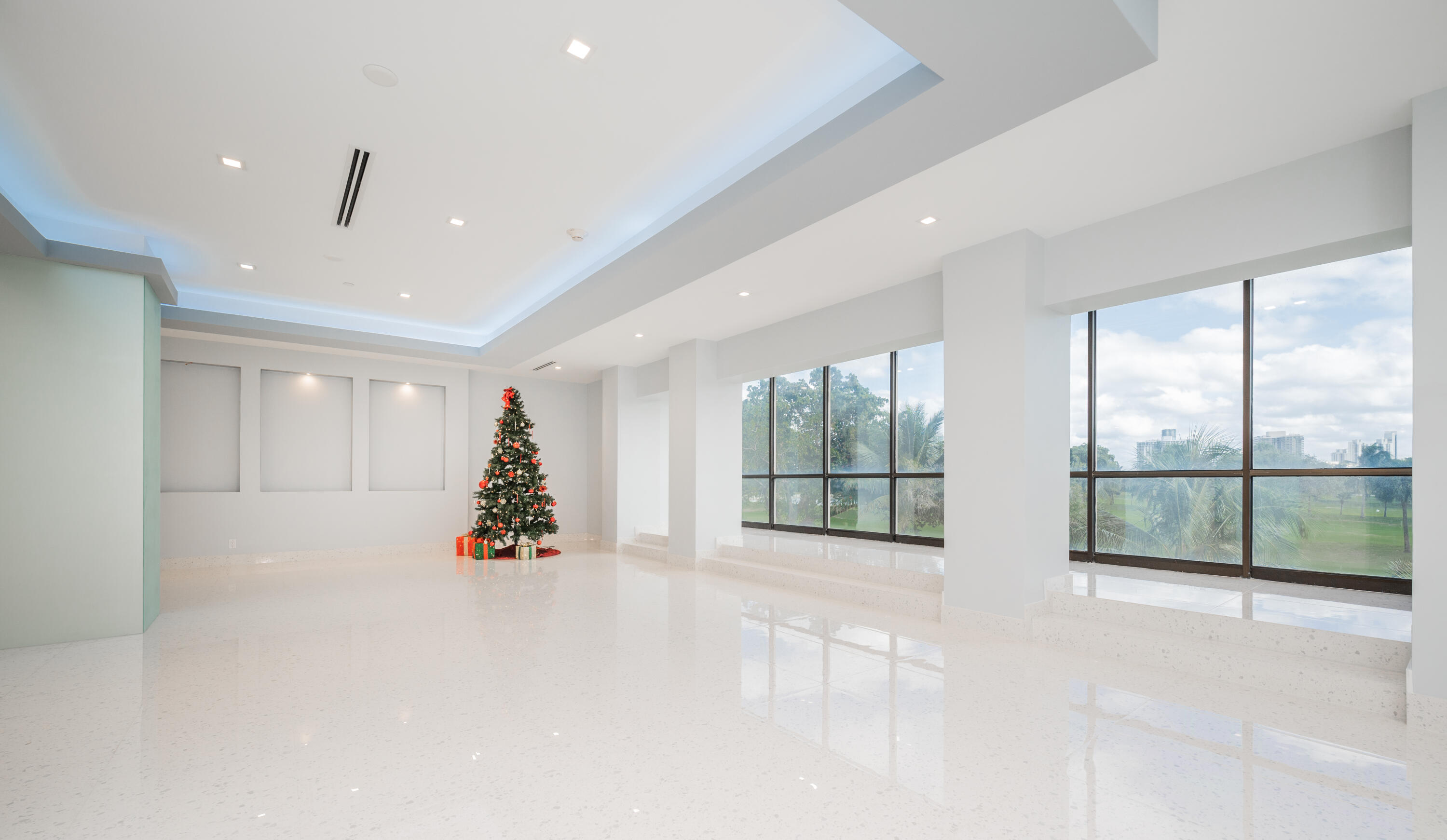 CORONADO CONDO- TOWER II - Residential Lease