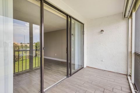 Tiny photo for 4254 Deste Court #208, Lake Worth, FL 33467 (MLS # B26015744)