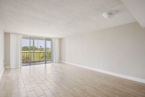 Tiny photo for 4254 Deste Court #208, Lake Worth, FL 33467 (MLS # B26015744)