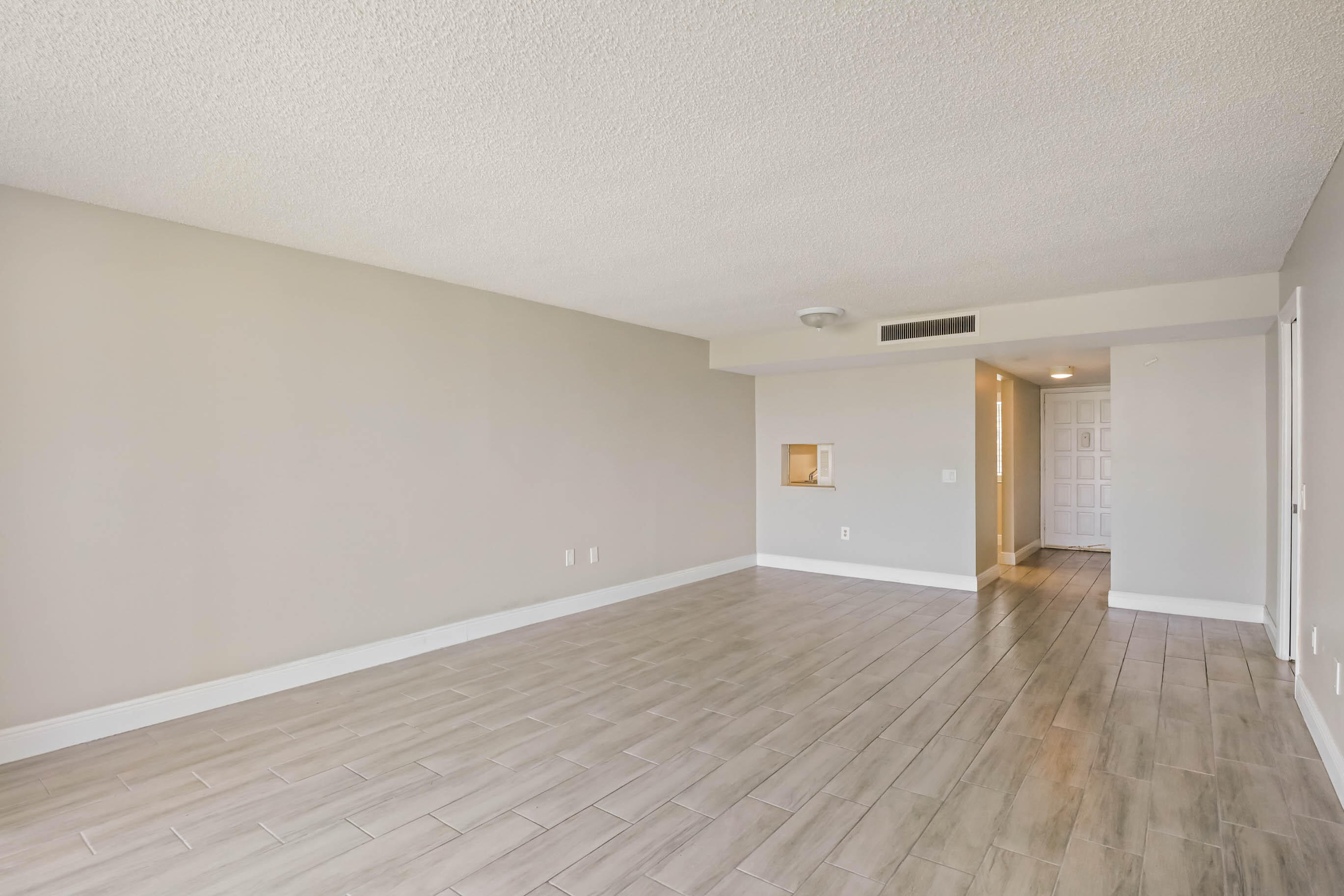 FOUNTAINS OF PALM BEACH CONDO 5 - Residential