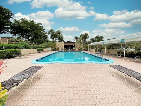 Tiny photo for 4254 Deste Court #208, Lake Worth, FL 33467 (MLS # B26015744)