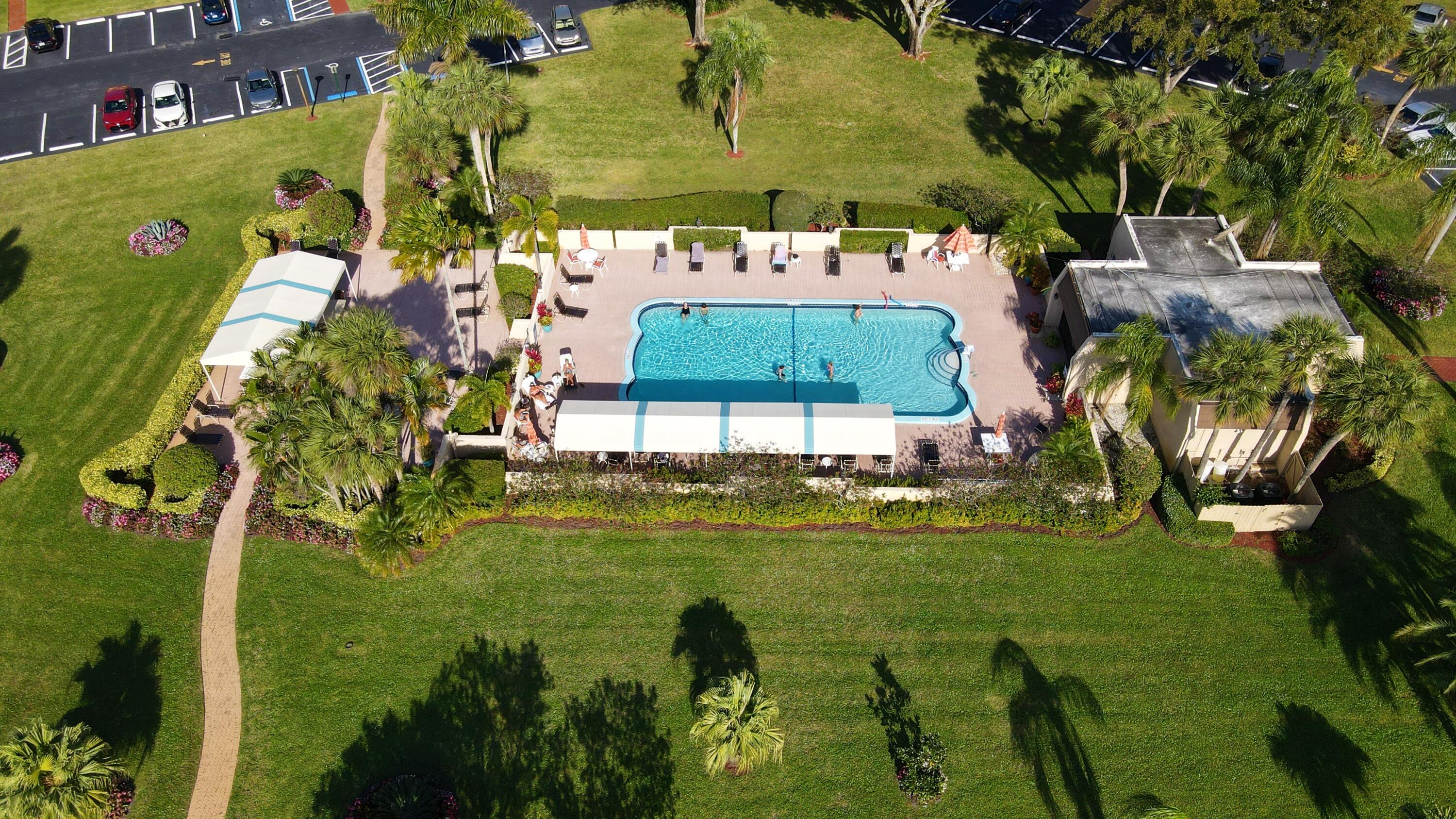 FOUNTAINS OF PALM BEACH CONDO 5 - Residential