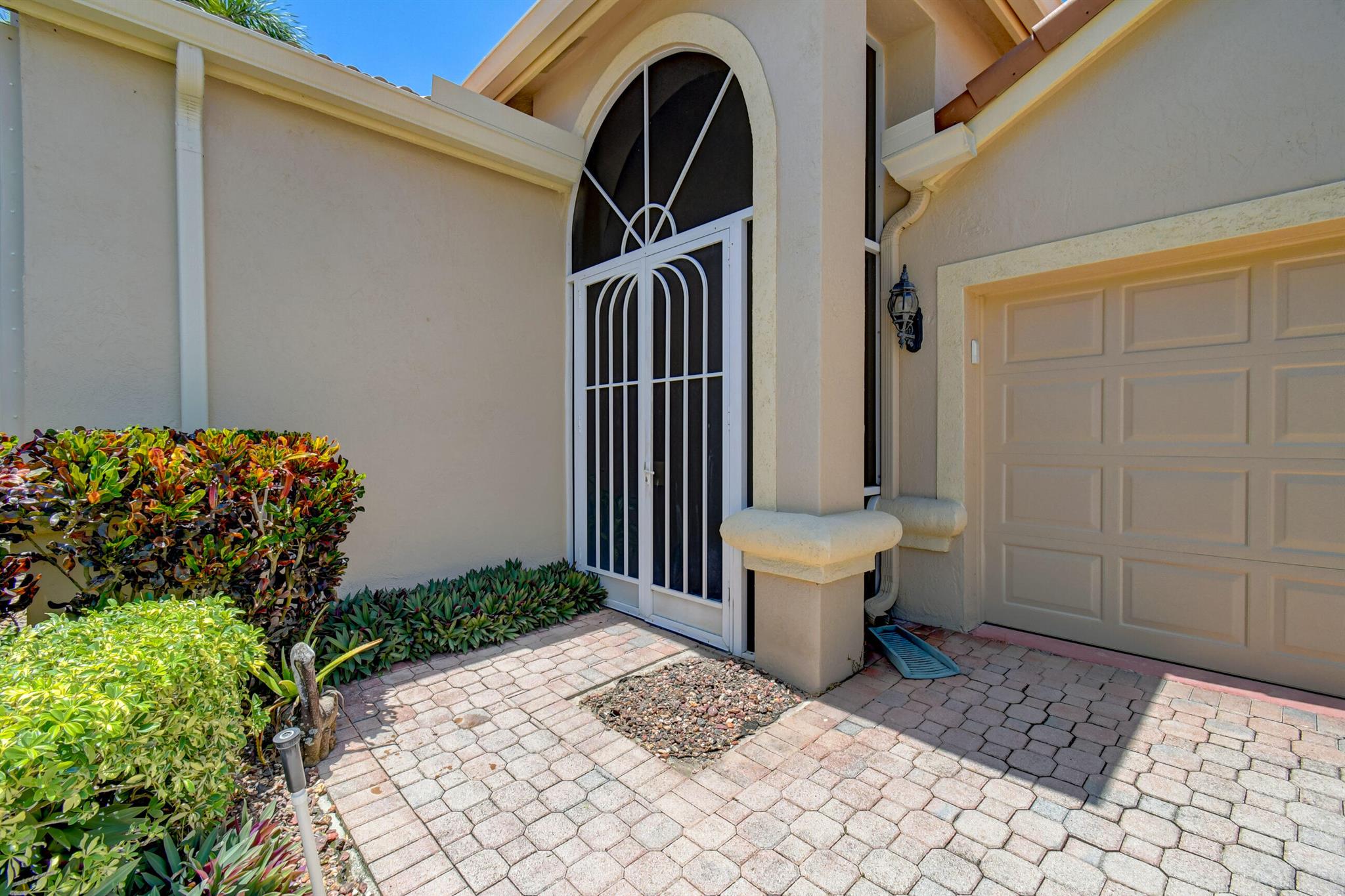 PALLADIUM TWIN LAKES - Residential