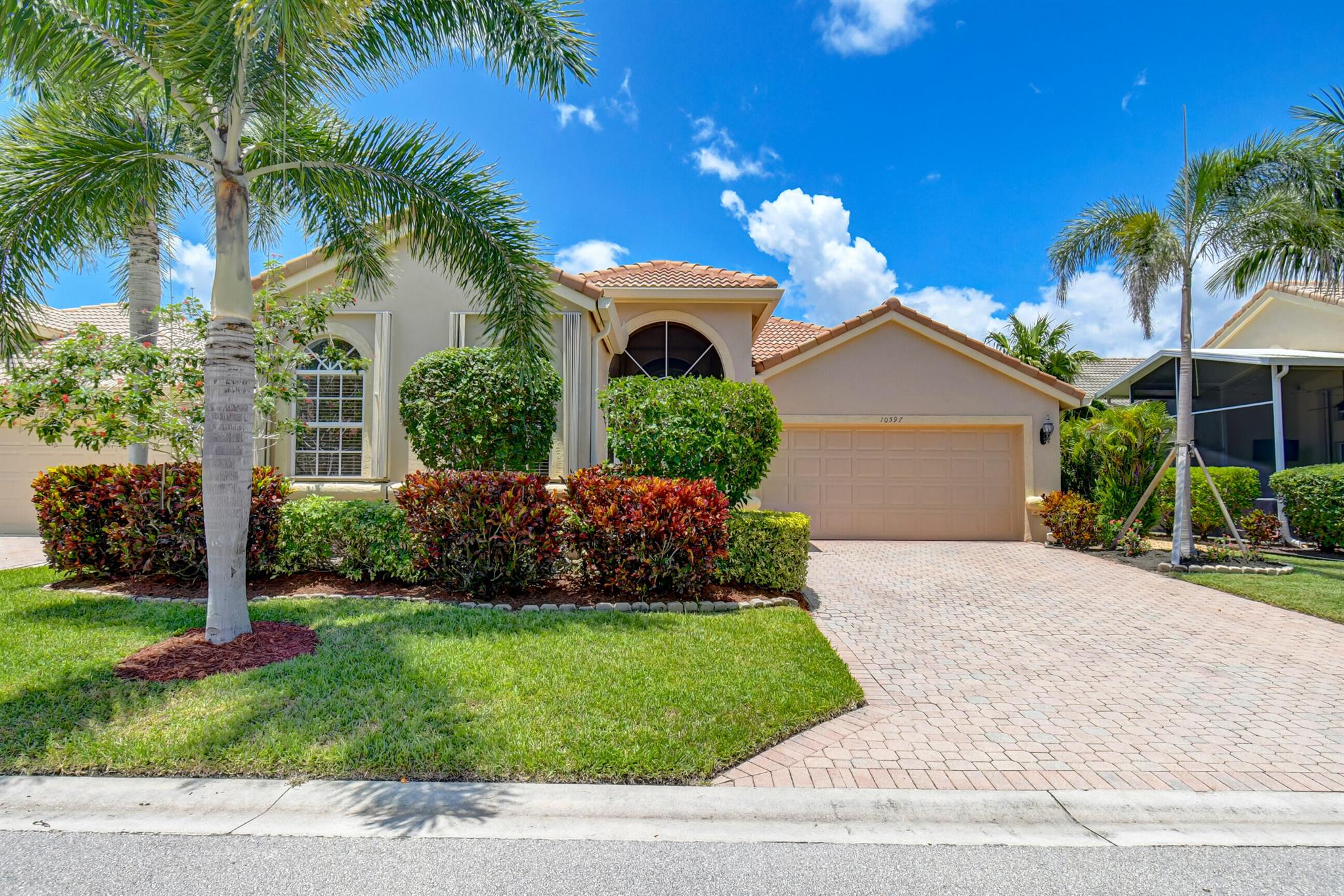 PALLADIUM TWIN LAKES - Residential