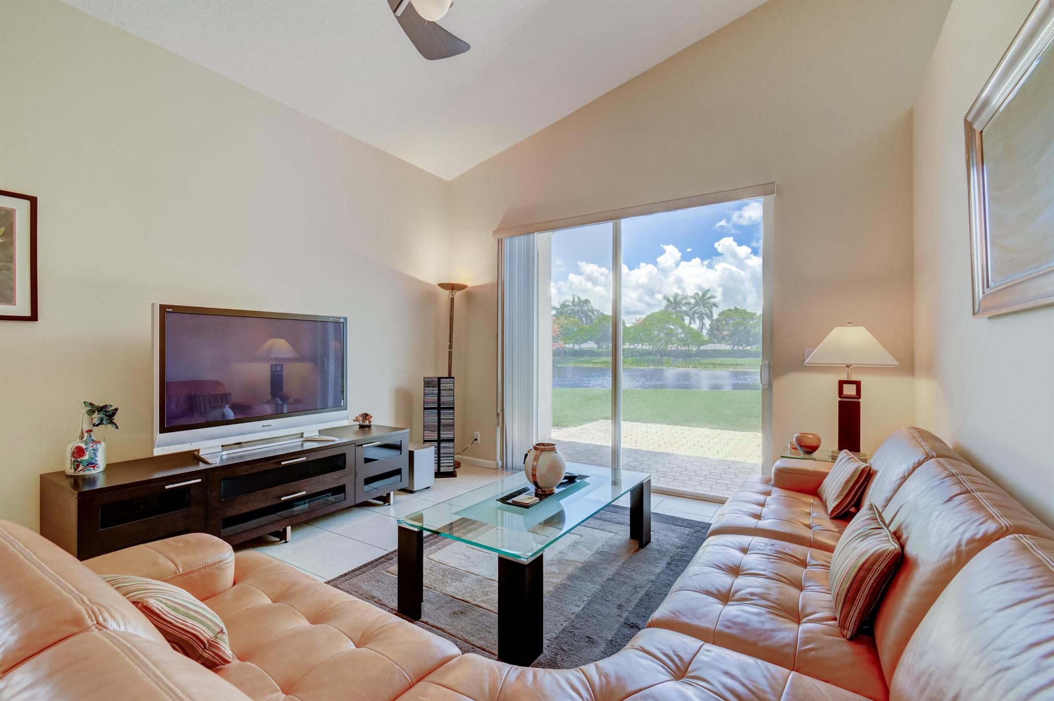 PALLADIUM TWIN LAKES - Residential