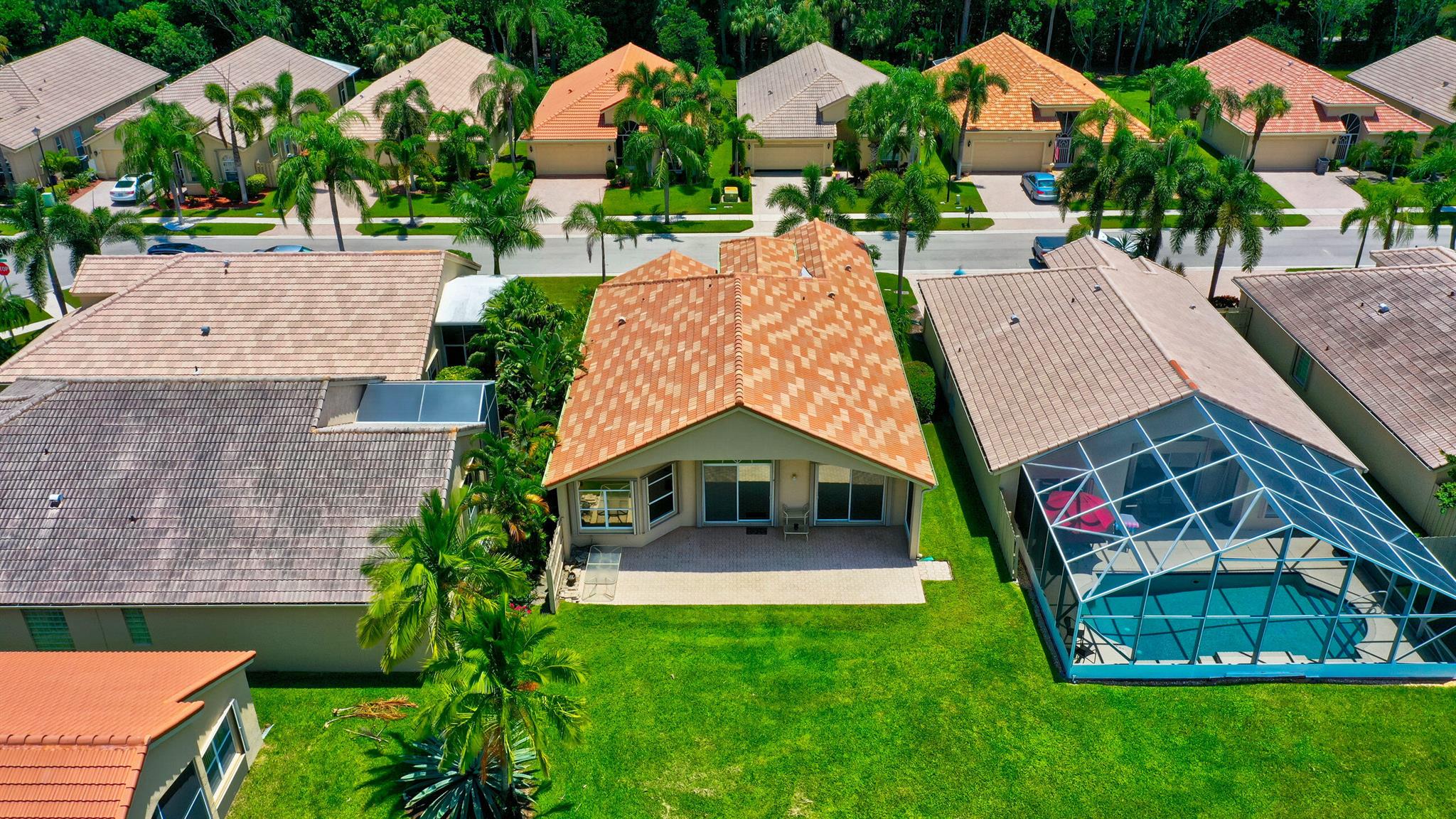 PALLADIUM TWIN LAKES - Residential