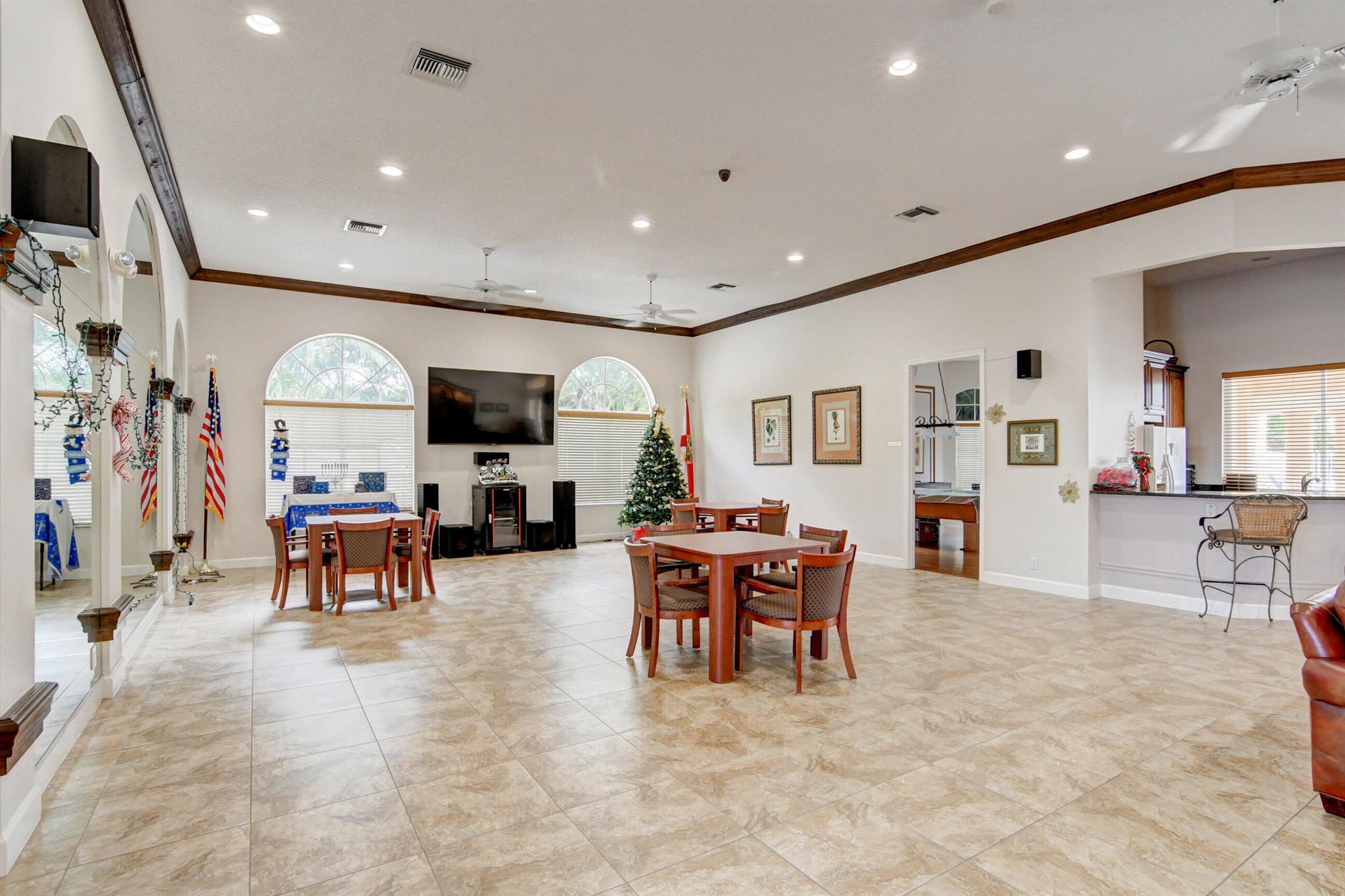 PALLADIUM TWIN LAKES - Residential