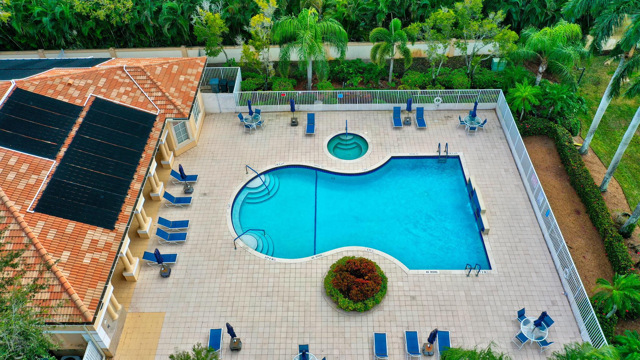 PALLADIUM TWIN LAKES - Residential