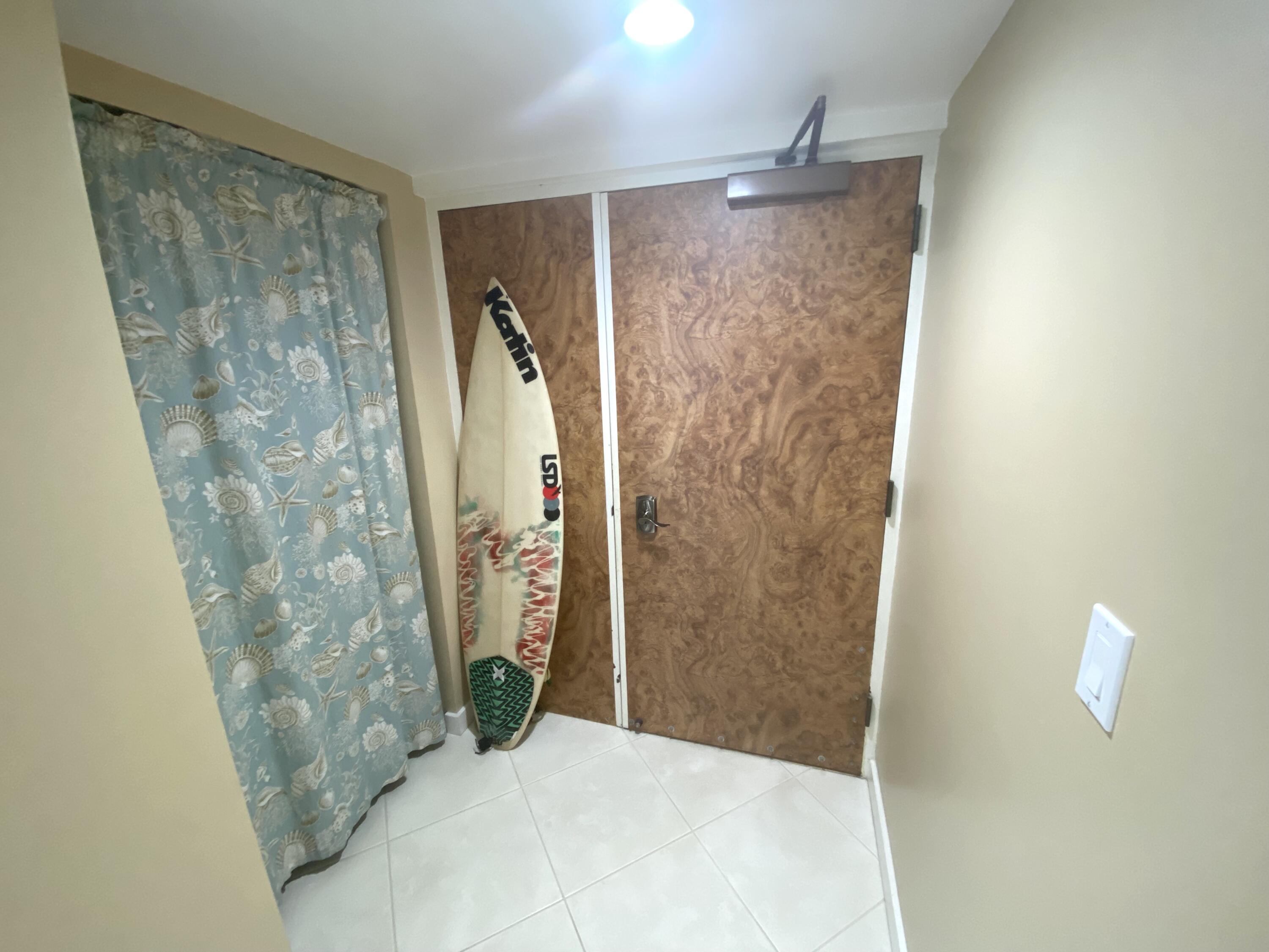 BARCLAY BEACH CLUB PHASE 1, A CONDOMINIUM - Residential