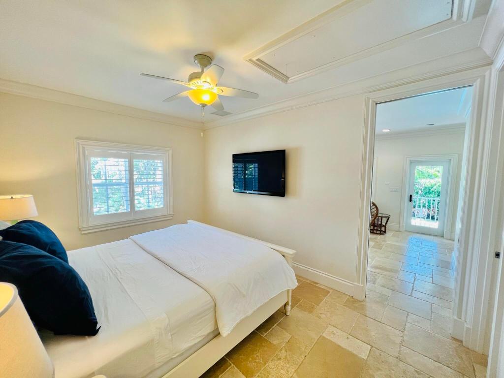 BEACHWALK - Residential Lease