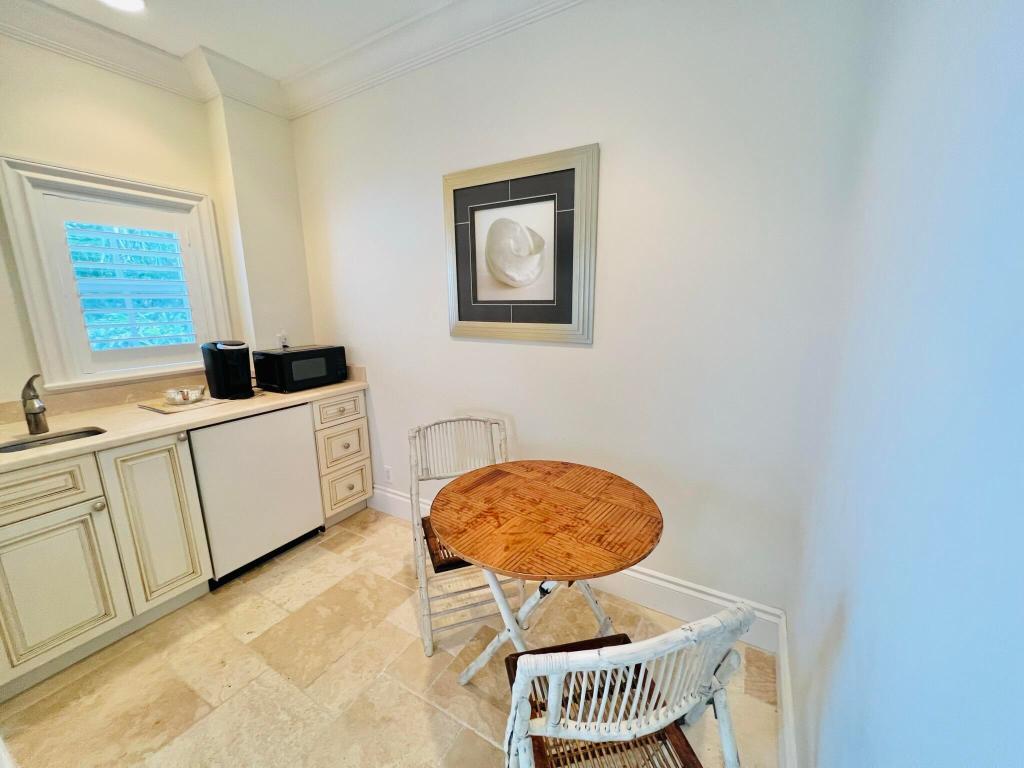 BEACHWALK - Residential Lease