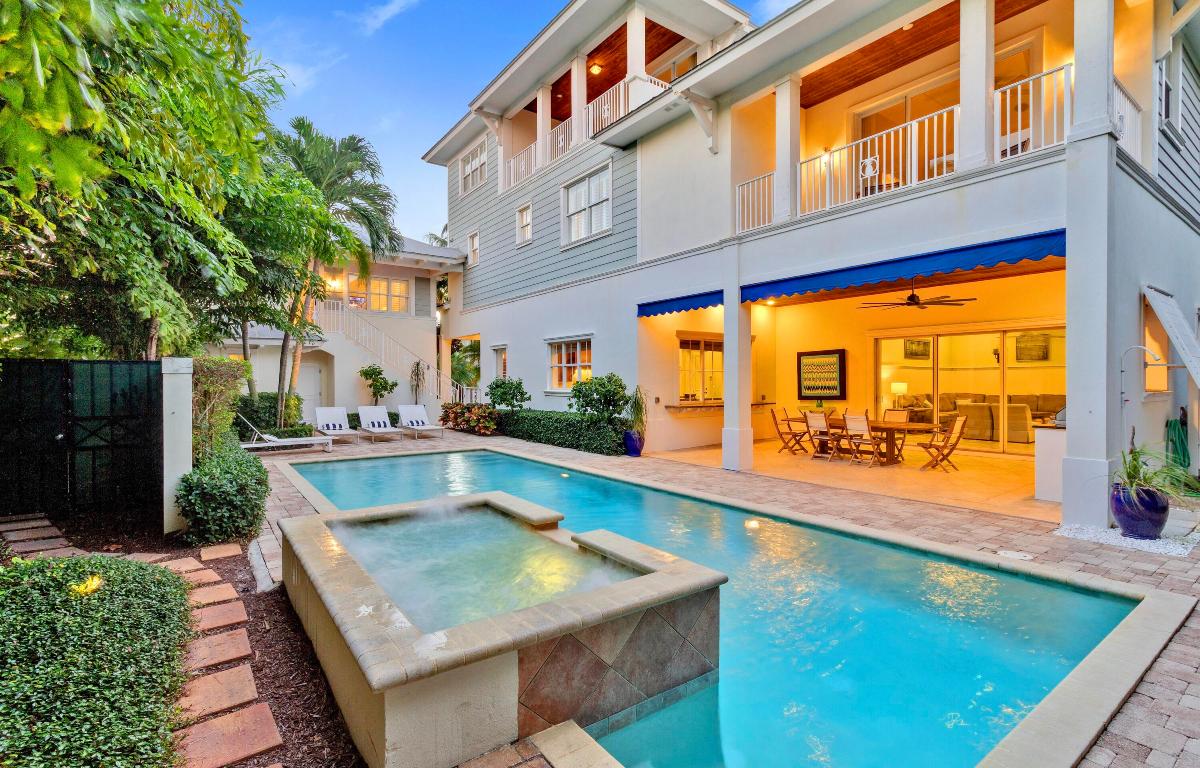 BEACHWALK - Residential Lease