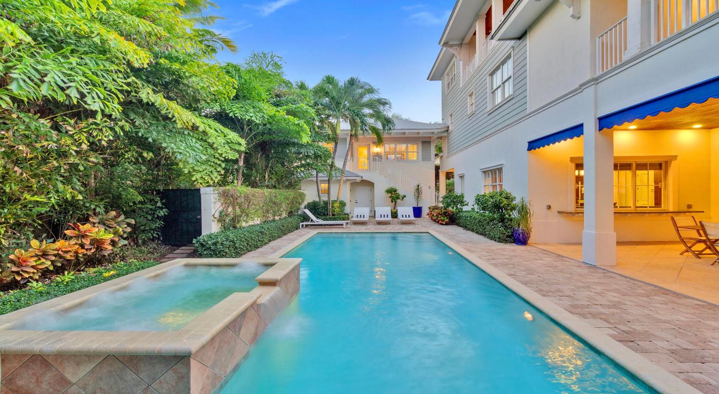 BEACHWALK - Residential Lease