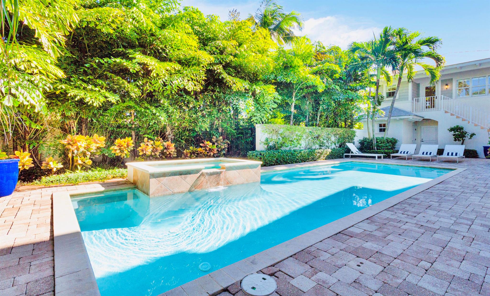 BEACHWALK - Residential Lease