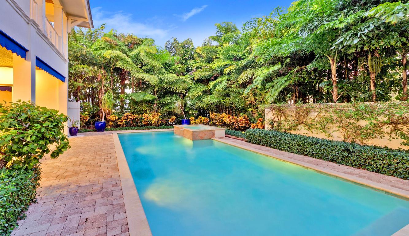 BEACHWALK - Residential Lease